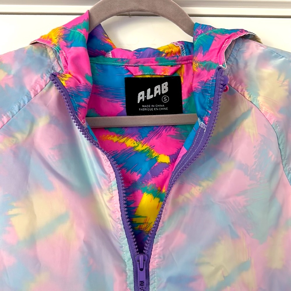 A-LAB rainbow zip crop jacket
